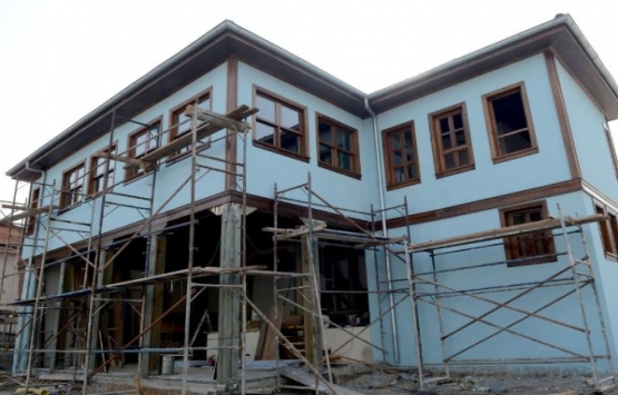 Tarihi Bursa Evleri’nin inşaat çalışmalarında sona gelindi!