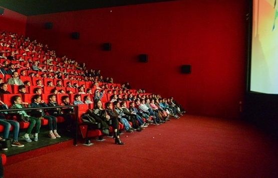 Caddebostan da 48 milyon TL ye 10 yıllığına kiralık sinema salonu!