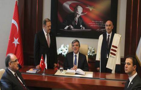 Cumhurbaşkanı Gül’den üniversite binalarına estetik ve mimari eleştirisi!