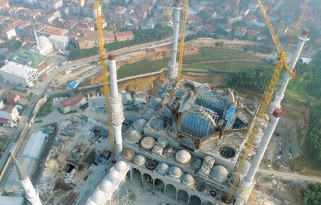 Çamlıca Camisi'nde sıra kubbe yapımında!