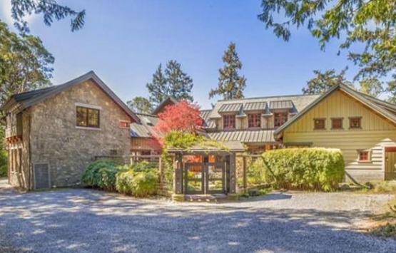 Oprah Winfrey Orcas Adası nda 8 milyon dolara ev aldı!