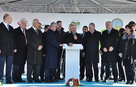 Kars Harakani Havalimanı pat sahaları temel atma töreni yapıldı!