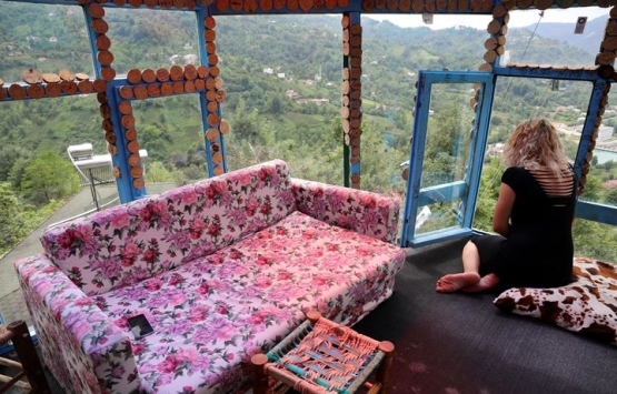 Artvin Arhavi deki ağaç evlere talepler arttı!