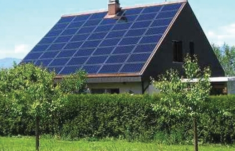 İlker Gürkan: Evlerin çatısı güneş paneliyle kaplanmalı!