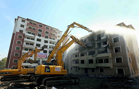 Bağcılar Pınarkent Sitesi ndeki 172 daire yıkıldı!
