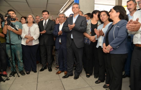 Diyarbakır Yenişehir Belediyesi’nin yeni hizmet binası açıldı!