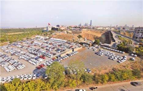 İstanbul Seyrantepe'deki araziye yıllardır atık dökülüyor!