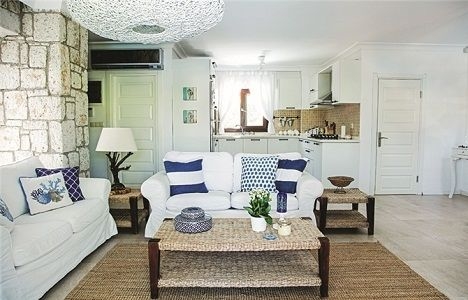 İşte Yüksel Ak ın İzmir deki muhteşem evi!