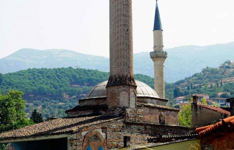 Güney Kıbrıs'taki Tahtakale Cami 51 yıl sonra yeniden ibadete açıldı!