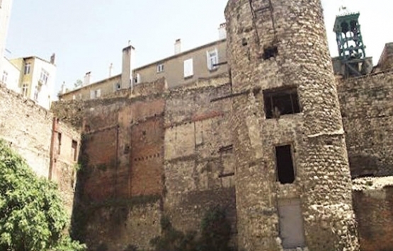 Ceneviz surları çökme riski altında!