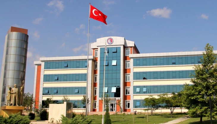 Çanakkale Onsekiz Mart Üniversitesi duyurdu! En az lise mezunu 190 personel alımı yapılacak!