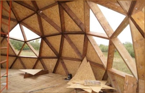 Japonlar, 2 saatte 300 yıl kalabilen ev yapıyor!