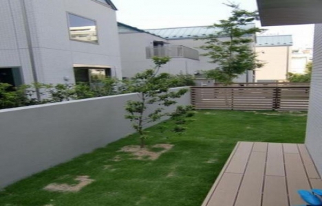 Tokyo da marketin çatısına 17 villa inşa edildi!