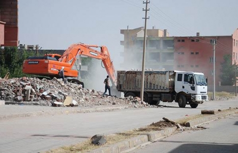 Şırnak İdil'de hasar gören 400 bina yıkılacak!