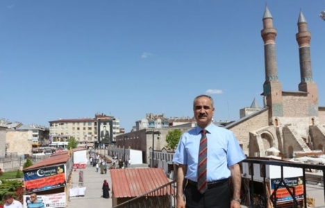 Sami Aydın Sivas'ta inşaatları inceledi!