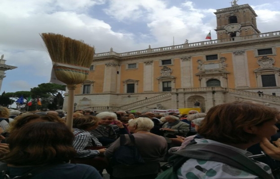 Roma bir kez daha çöküyor!