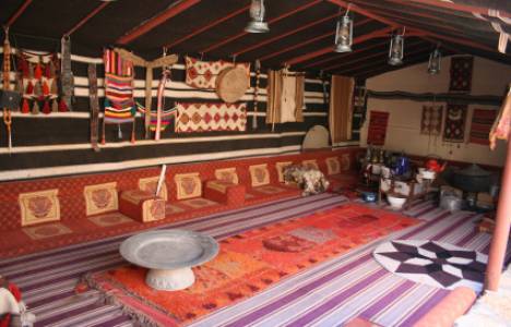 Hüseyin Namaz evindeki Yörük Köşesi'ni satışa çıkardı!