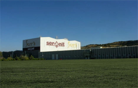 Yeşil binaların duvar karoları Seranit'ten!