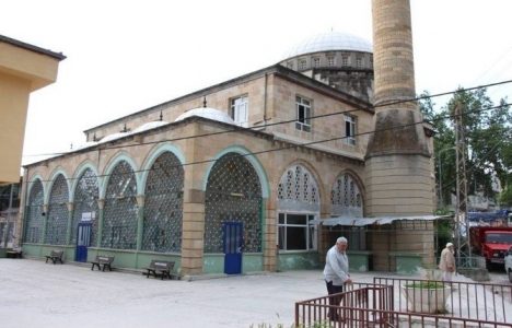 Vakıflar Samsun, 3 ilde 16 tarihi camiyi restore ediyor!