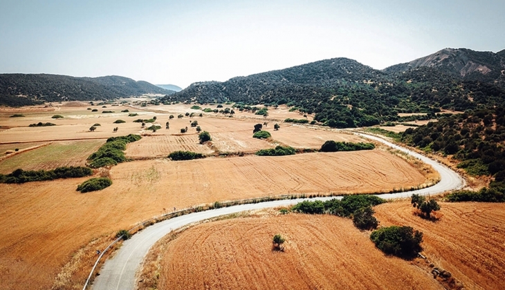 Kıbrıs tan yabancılar gidiyor, Türkler geliyor! Emlak sektöründeki kriz nasıl çözülür?