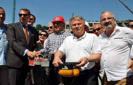 Vodafone Arena numaralı batı tribünü inşaatına başlandı!