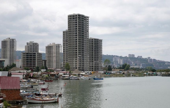 Dolarını bozduran gayrimenkul alıyor!