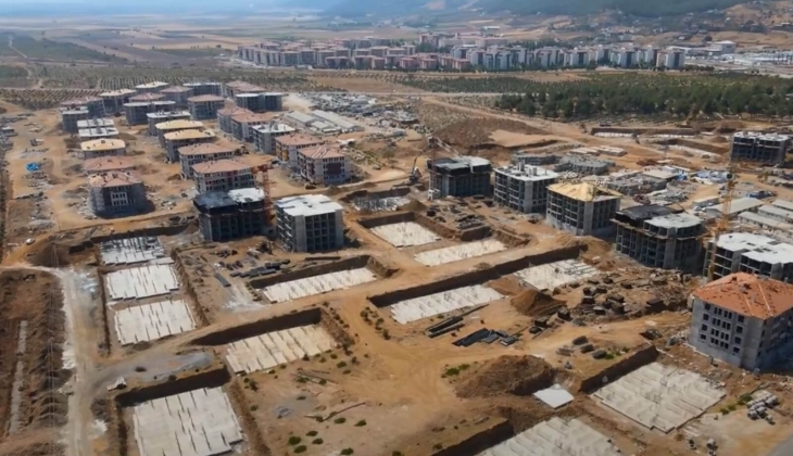 Bakan Özhaseki: Gaziantep te 24 bin 977 afet konutu ve köy evi hızla yükseliyor!