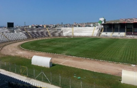 Bandırma 17 Eylül Şehir Stadyumu bakıma alındı!