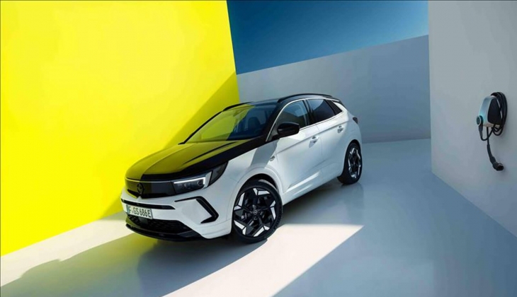 Opel den Ekim 2023 e özel dev kampanya! Modellerde 300 bin TL ye varan indirim fırsatı!