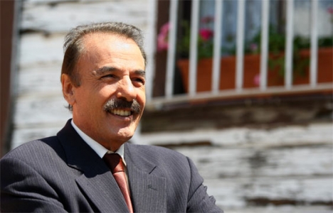 Ferdi Tayfur 16 villasını ve arazilerini dolandırıcıya kaptırdı!