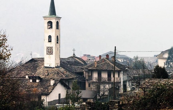 Bu köye taşınan 10 bin dolar alıyor!