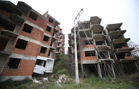 Çınarcık ta 10 ailenin evlerini boşaltması istendi!