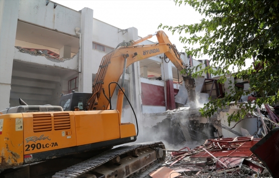Gaziantep Kamil Ocak Stadı nın yıkım çalışmaları başladı!