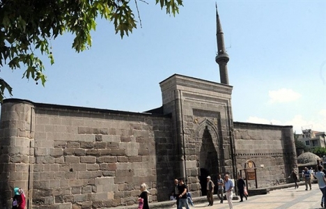 Hunat Hatun Kültür Merkezi 8 asır sonra yeniden açıldı!