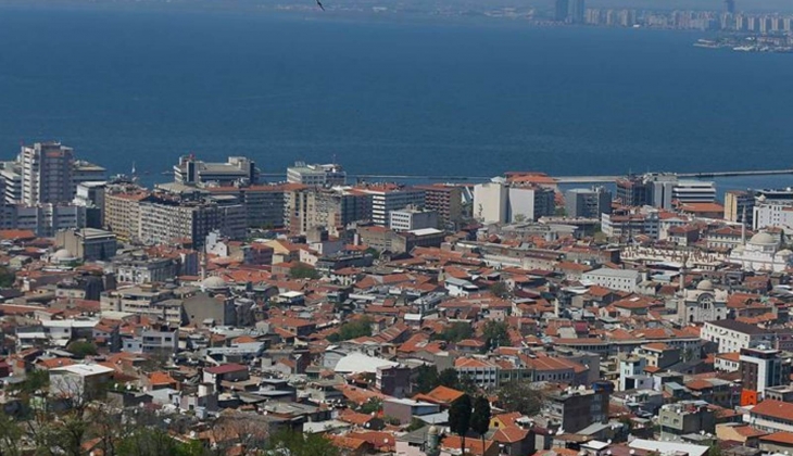 İzmir'deki kapak yapı operasyonu için yetkililerden açıklama: Yapan ve yaptırana dahil her şey yıkılacak!