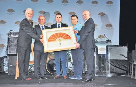 Mandarin Oriental Hotel Group'un ilk resort oteli açıldı!