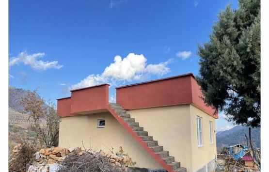 Kahramanmaraş'ta 4 çocuklu aileye ev yapıldı!