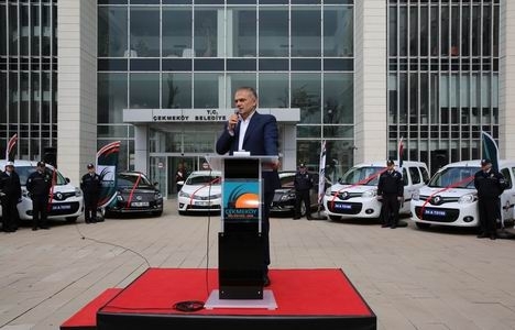 Çekmeköy Belediyesi kamu kurumlarına araçlarını teslim etti!