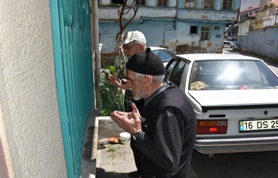 İnegöl de bu apartmanı görenler hayrete düşüyor!