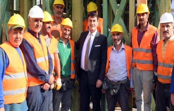 Bursa Osmangazi'deki Tarihi Şadırvanlı Han yükseliyor!