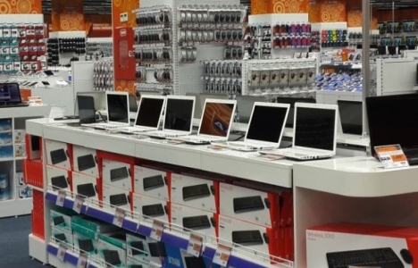 Zarar eden teknoloji mağazaları küçülüyor!
