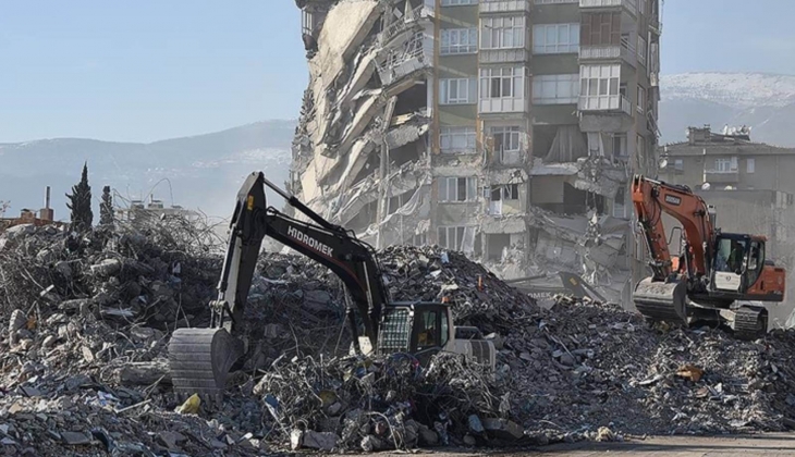 İTÜ den İstanbul için deprem raporu: Fayın büyük kısmı hala yerinde duruyor!