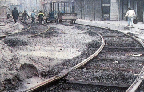1992 yılında İstanbul tramvaylı günlere dönüyormuş!