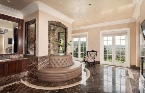 İşte Neymar ın 10 milyon dolarlık malikanesi!