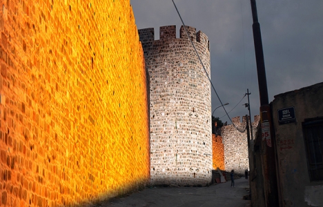 Kadifekale surlarının restorasyonu tamamlandı!