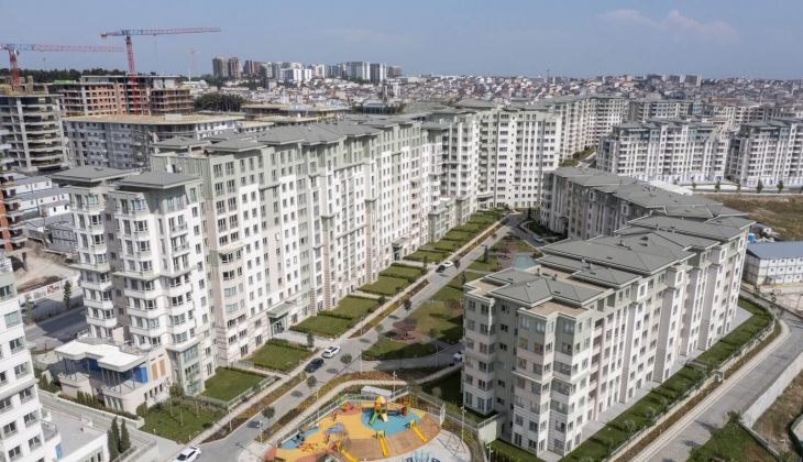 Emlak Konut GYO Bizim Mahalle 1. Etap 1 Kısım ın ve Kayabaşı 7. Etap ın kesin kabulü yapıldı! 