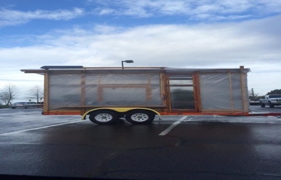 Krediyle ev almak yerine 350 TL ye kendi evini inşa etti! 