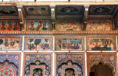 İşte Hindistanlı milyarderlerin görkemli konakları!