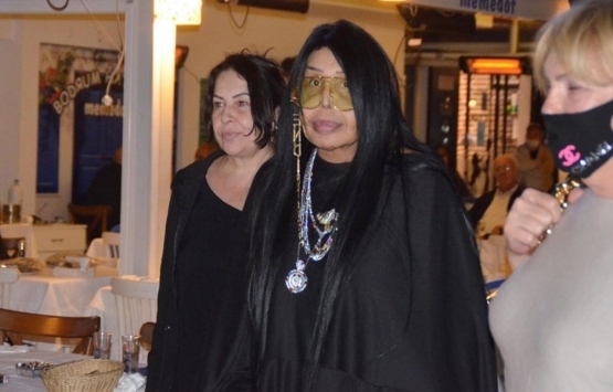 Bülent Ersoy Bodrum da 40 milyonluk 2 villasının tapusunu aldı!