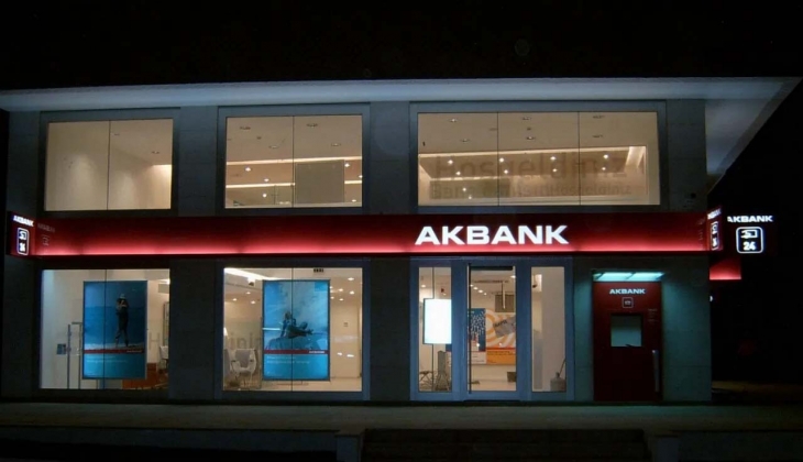 Milyonlarca emekliye Akbank'tan bomba teklif! Bu promosyon tutarları ağızları açık bırakacak